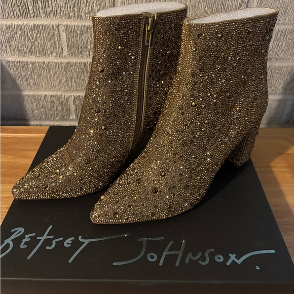 Betsey Johnson Sparkling Gold Ankle Booties - Picture 3 of 9